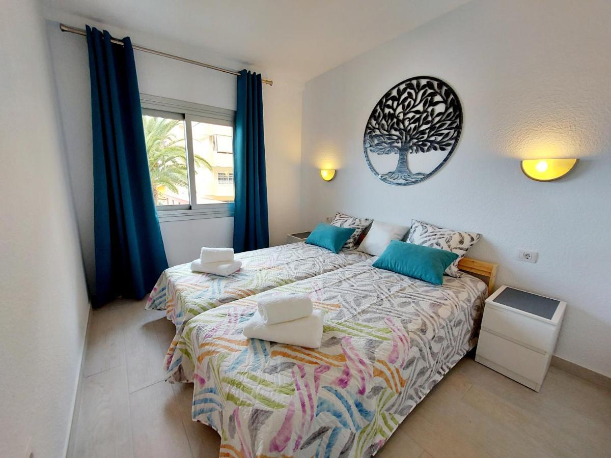 Sunny Cozy Nice Apartment Loscristianos Wifi,Pool Los Cristianos  Eksteriør billede